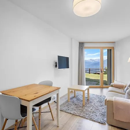 Topaze 103 Pres De La Telecabine A