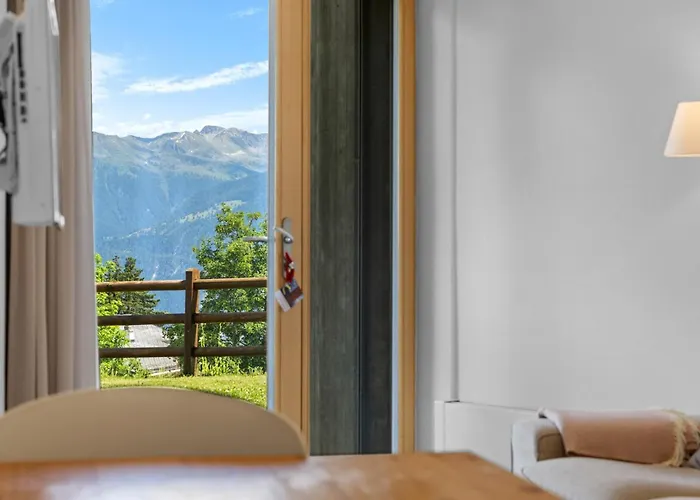 Topaze 103 Pres De La Telecabine A *